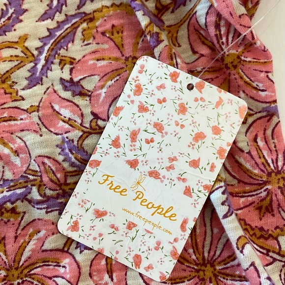 Free People Floral Cropped Top Size Medium NWT - Picture 13 of 16